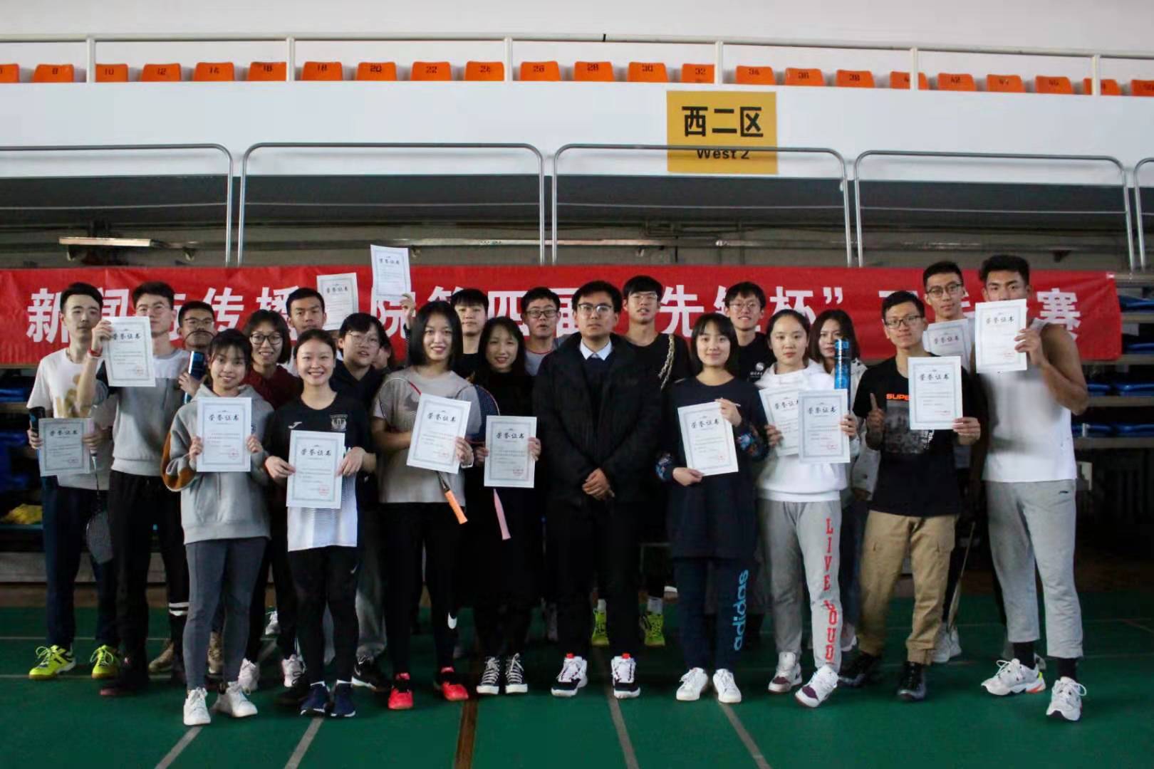 9d53ed3d17a14306b5c8491c03db7bc8.jpg 9d53ed3d17a14306b5c8491c03db7bc8.jpg